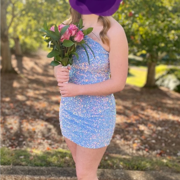 Semi-formal sequin one shoulder dress💙💗 - Picture 1 of 5